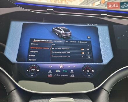 Чорний Мерседес EQS SUV, об'ємом двигуна 0 л та пробігом 39 тис. км за 77777 $, фото 17 на Automoto.ua