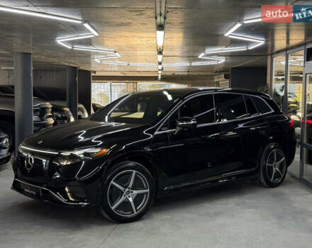 Черный Мерседес EQS SUV, объемом двигателя 0 л и пробегом 33 тыс. км за 69900 $, фото 5 на Automoto.ua