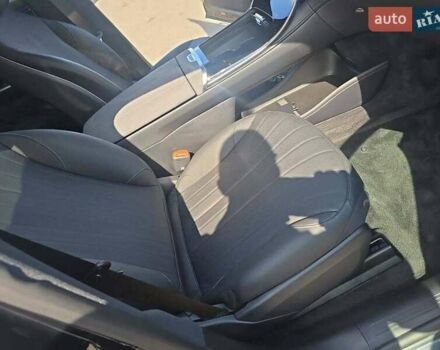 Черный Мерседес EQS SUV, объемом двигателя 0 л и пробегом 9 тыс. км за 85500 $, фото 18 на Automoto.ua