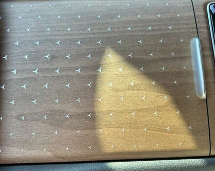 Черный Мерседес EQS SUV, объемом двигателя 0 л и пробегом 33 тыс. км за 95000 $, фото 9 на Automoto.ua