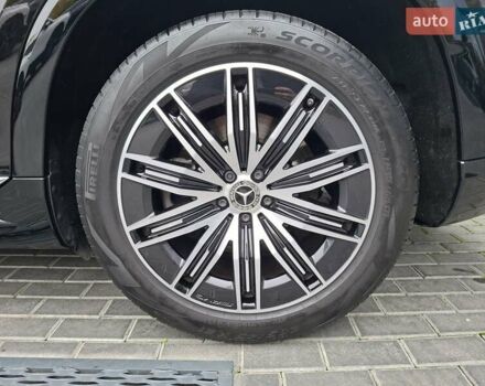 Чорний Мерседес EQS SUV, об'ємом двигуна 0 л та пробігом 39 тис. км за 77777 $, фото 33 на Automoto.ua