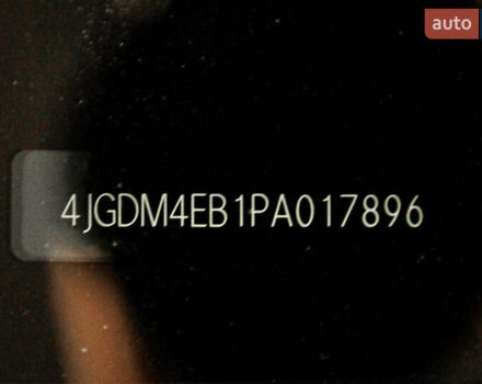 Черный Мерседес EQS SUV, объемом двигателя 0 л и пробегом 3 тыс. км за 83900 $, фото 65 на Automoto.ua