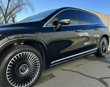 Черный Мерседес EQS SUV, объемом двигателя 0 л и пробегом 33 тыс. км за 95000 $, фото 2 на Automoto.ua