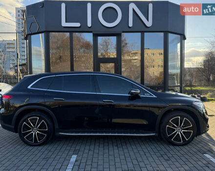 Чорний Мерседес EQS SUV, об'ємом двигуна 0 л та пробігом 69 тис. км за 54499 $, фото 3 на Automoto.ua