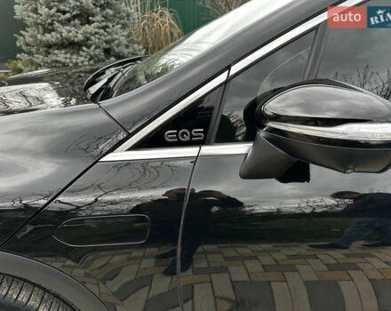 Чорний Мерседес EQS SUV, об'ємом двигуна 0 л та пробігом 2 тис. км за 75000 $, фото 18 на Automoto.ua