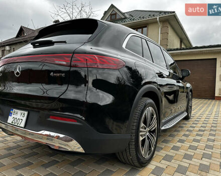 Чорний Мерседес EQS SUV, об'ємом двигуна 0 л та пробігом 2 тис. км за 75000 $, фото 8 на Automoto.ua