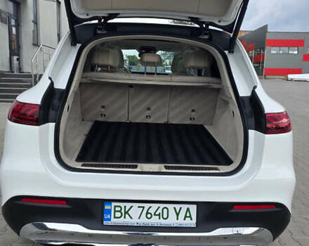 Мерседес EQS SUV, объемом двигателя 0 л и пробегом 27 тыс. км за 54900 $, фото 6 на Automoto.ua