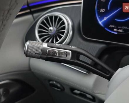 Серый Мерседес EQS SUV, объемом двигателя 0 л и пробегом 42 тыс. км за 59999 $, фото 41 на Automoto.ua