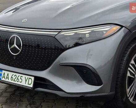 Серый Мерседес EQS SUV, объемом двигателя 0 л и пробегом 42 тыс. км за 59999 $, фото 2 на Automoto.ua