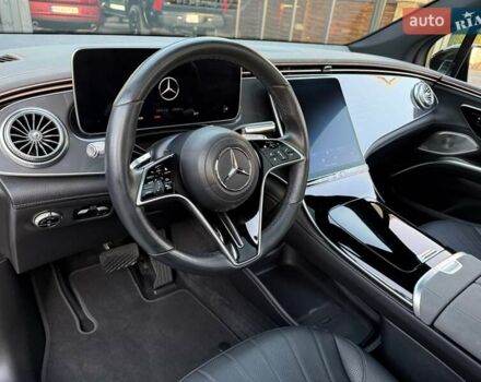 Сірий Мерседес EQS SUV, об'ємом двигуна 0 л та пробігом 27 тис. км за 58900 $, фото 16 на Automoto.ua