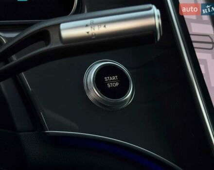 Серый Мерседес EQS SUV, объемом двигателя 0 л и пробегом 3 тыс. км за 79000 $, фото 29 на Automoto.ua