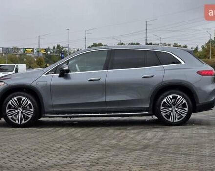 Серый Мерседес EQS SUV, объемом двигателя 0 л и пробегом 42 тыс. км за 59999 $, фото 6 на Automoto.ua