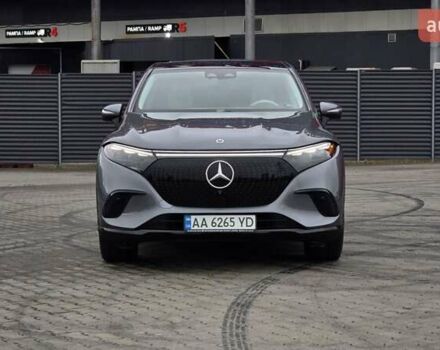Серый Мерседес EQS SUV, объемом двигателя 0 л и пробегом 42 тыс. км за 59999 $, фото 1 на Automoto.ua