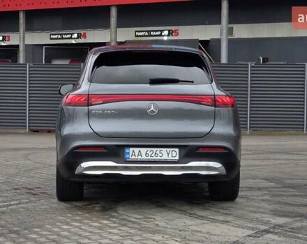 Серый Мерседес EQS SUV, объемом двигателя 0 л и пробегом 42 тыс. км за 59999 $, фото 10 на Automoto.ua