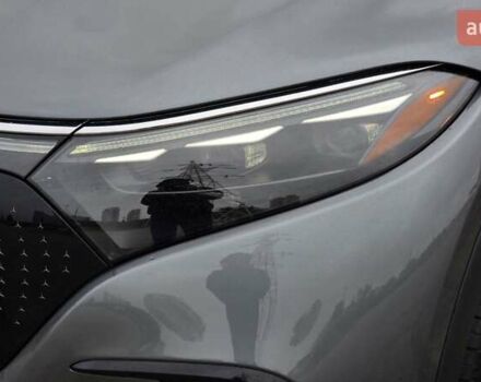 Серый Мерседес EQS SUV, объемом двигателя 0 л и пробегом 42 тыс. км за 59999 $, фото 5 на Automoto.ua