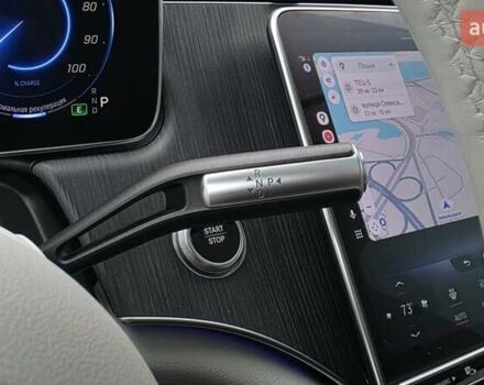 Серый Мерседес EQS SUV, объемом двигателя 0 л и пробегом 42 тыс. км за 59999 $, фото 42 на Automoto.ua