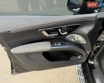 Серый Мерседес EQS SUV, объемом двигателя 0 л и пробегом 61 тыс. км за 59000 $, фото 10 на Automoto.ua