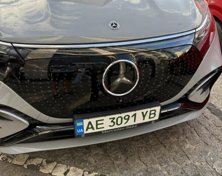 Серый Мерседес EQS SUV, объемом двигателя 0 л и пробегом 10 тыс. км за 69000 $, фото 1 на Automoto.ua