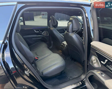 Серый Мерседес EQS SUV, объемом двигателя 0 л и пробегом 61 тыс. км за 59000 $, фото 19 на Automoto.ua