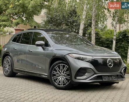 Серый Мерседес EQS SUV, объемом двигателя 0 л и пробегом 45 тыс. км за 67900 $, фото 11 на Automoto.ua