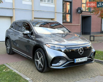 Серый Мерседес EQS SUV, объемом двигателя 0 л и пробегом 16 тыс. км за 85500 $, фото 3 на Automoto.ua