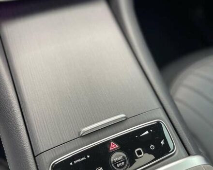 Серый Мерседес EQS SUV, объемом двигателя 0 л и пробегом 45 тыс. км за 67900 $, фото 24 на Automoto.ua