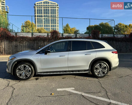 Серый Мерседес EQS SUV, объемом двигателя 0 л и пробегом 31 тыс. км за 72000 $, фото 5 на Automoto.ua
