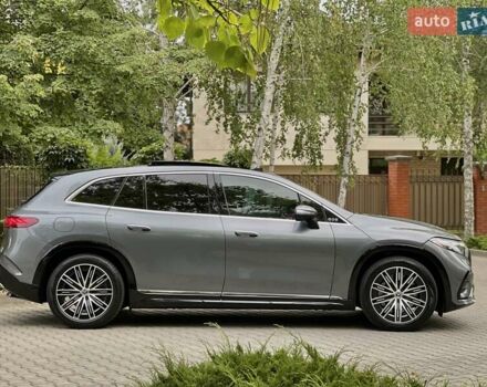 Серый Мерседес EQS SUV, объемом двигателя 0 л и пробегом 45 тыс. км за 67900 $, фото 9 на Automoto.ua