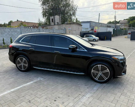 Серый Мерседес EQS SUV, объемом двигателя 0 л и пробегом 61 тыс. км за 59000 $, фото 2 на Automoto.ua