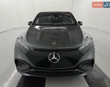 Серый Мерседес EQS SUV, объемом двигателя 0 л и пробегом 33 тыс. км за 82000 $, фото 5 на Automoto.ua