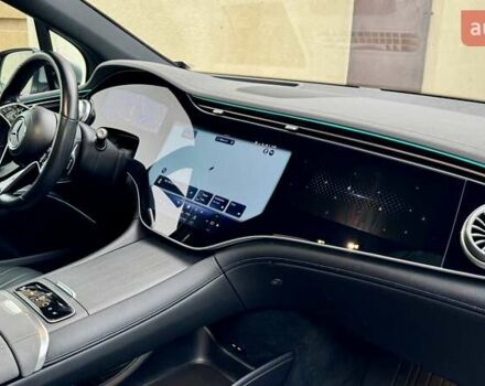 Серый Мерседес EQS SUV, объемом двигателя 0 л и пробегом 27 тыс. км за 78000 $, фото 11 на Automoto.ua