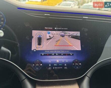 Синий Мерседес EQS SUV, объемом двигателя 0 л и пробегом 19 тыс. км за 71000 $, фото 27 на Automoto.ua