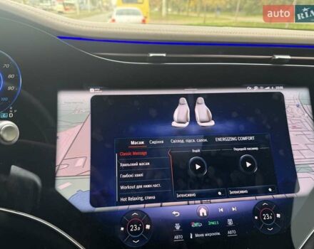 Синий Мерседес EQS SUV, объемом двигателя 0 л и пробегом 19 тыс. км за 71000 $, фото 32 на Automoto.ua