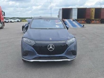 Синий Мерседес EQS SUV, объемом двигателя 0 л и пробегом 14 тыс. км за 37000 $, фото 1 на Automoto.ua