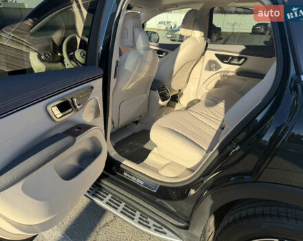 Зеленый Мерседес EQS SUV, объемом двигателя 0 л и пробегом 39 тыс. км за 55600 $, фото 16 на Automoto.ua