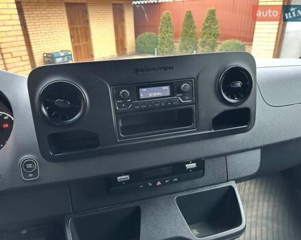 Белый Мерседес eSprinter, объемом двигателя 0 л и пробегом 32 тыс. км за 19300 $, фото 40 на Automoto.ua