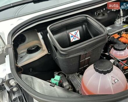 Белый Мерседес eSprinter, объемом двигателя 0 л и пробегом 32 тыс. км за 19300 $, фото 82 на Automoto.ua