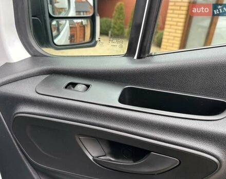 Білий Мерседес eSprinter, об'ємом двигуна 0 л та пробігом 32 тис. км за 19300 $, фото 63 на Automoto.ua