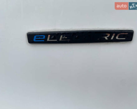 Белый Мерседес eSprinter, объемом двигателя 0 л и пробегом 26 тыс. км за 18300 $, фото 8 на Automoto.ua