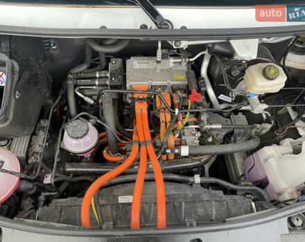 Белый Мерседес eSprinter, объемом двигателя 0 л и пробегом 26 тыс. км за 18300 $, фото 13 на Automoto.ua