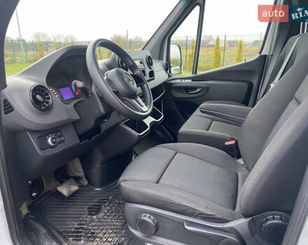 Белый Мерседес eSprinter, объемом двигателя 0 л и пробегом 26 тыс. км за 18300 $, фото 19 на Automoto.ua
