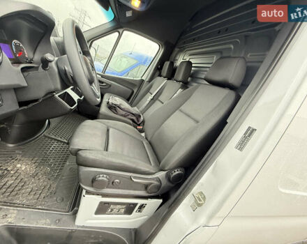 Белый Мерседес eSprinter, объемом двигателя 0 л и пробегом 38 тыс. км за 23900 $, фото 4 на Automoto.ua