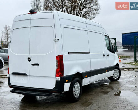 Белый Мерседес eSprinter, объемом двигателя 0 л и пробегом 38 тыс. км за 23900 $, фото 2 на Automoto.ua