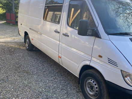 Мерседес eSprinter 2024 в Снятине на Automoto.ua Белый Мерседес eSprinter, объемом двигателя 2.15 л и пробегом 764 тыс. км за 7700 $, фото 1 на Automoto.ua
