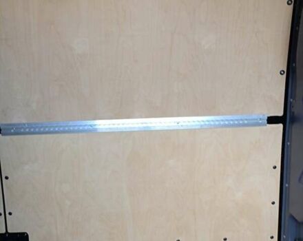 Черный Мерседес eSprinter, объемом двигателя 2.3 л и пробегом 198 тыс. км за 21949 $, фото 17 на Automoto.ua