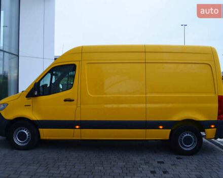 Желтый Мерседес eSprinter, объемом двигателя 0 л и пробегом 27 тыс. км за 20572 $, фото 27 на Automoto.ua