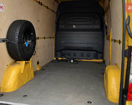 Желтый Мерседес eSprinter, объемом двигателя 0 л и пробегом 27 тыс. км за 20572 $, фото 25 на Automoto.ua