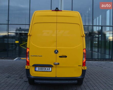 Желтый Мерседес eSprinter, объемом двигателя 0 л и пробегом 27 тыс. км за 20572 $, фото 22 на Automoto.ua