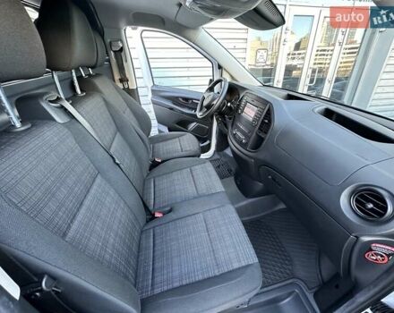 Білий Мерседес eVito, об'ємом двигуна 0 л та пробігом 14 тис. км за 21500 $, фото 16 на Automoto.ua