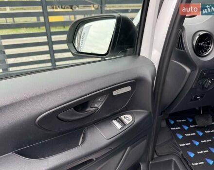 Білий Мерседес eVito, об'ємом двигуна 0 л та пробігом 47 тис. км за 18900 $, фото 14 на Automoto.ua